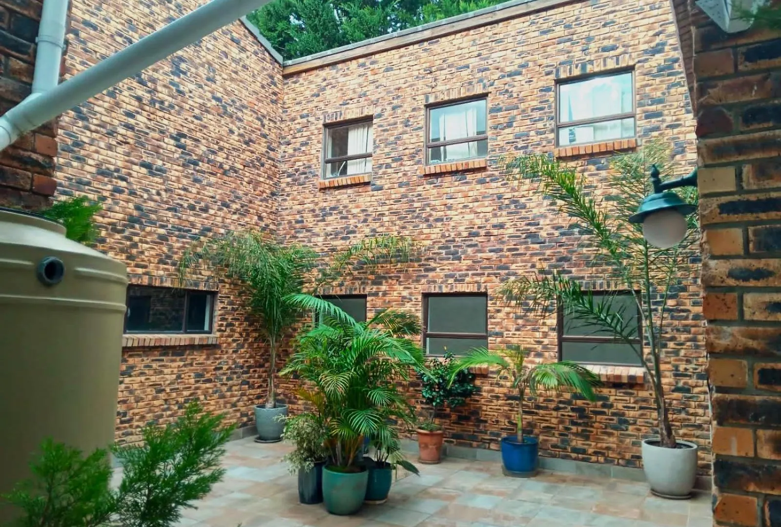 The Close In Constantia Bed & Breakfast Cape Town