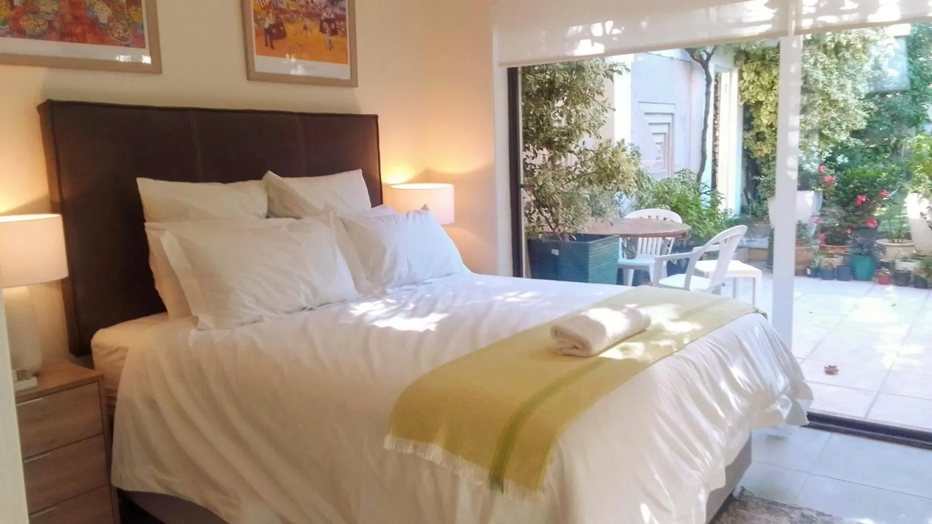 The Close In Constantia Bed & Breakfast Cape Town South Africa