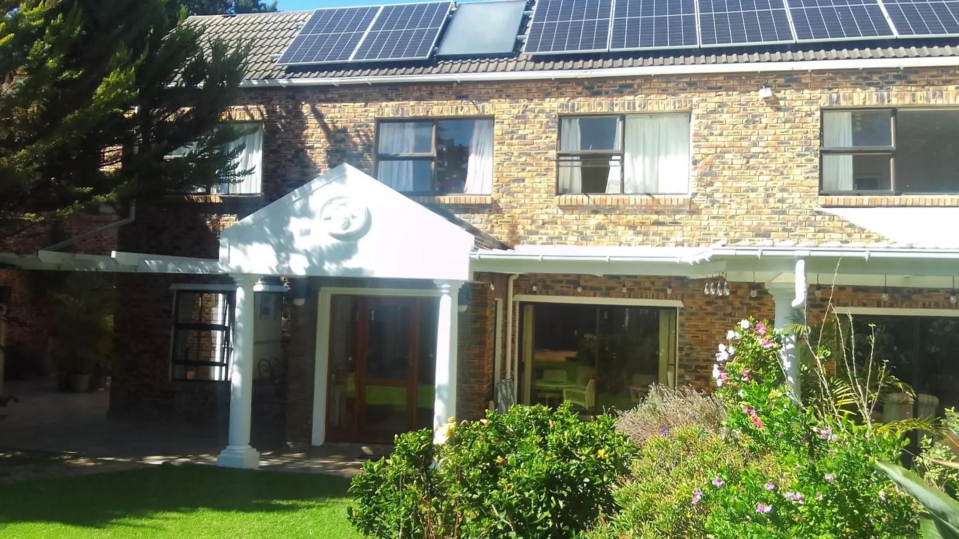 The Close In Constantia Bed & Breakfast Cape Town South Africa